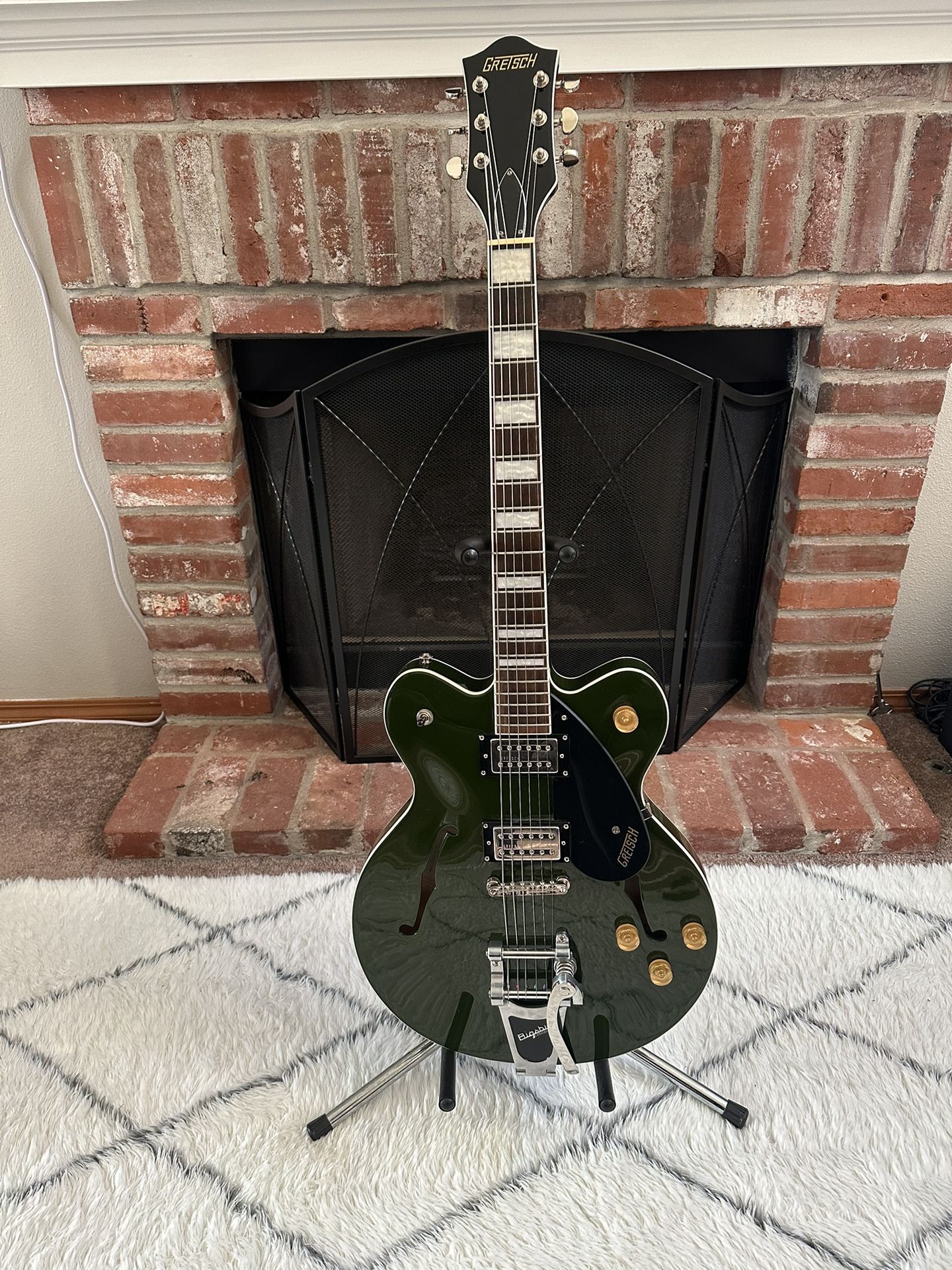 Gretsch G2622T 