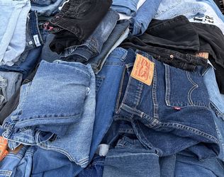 50 Pcs Of Denim Jeans For $100