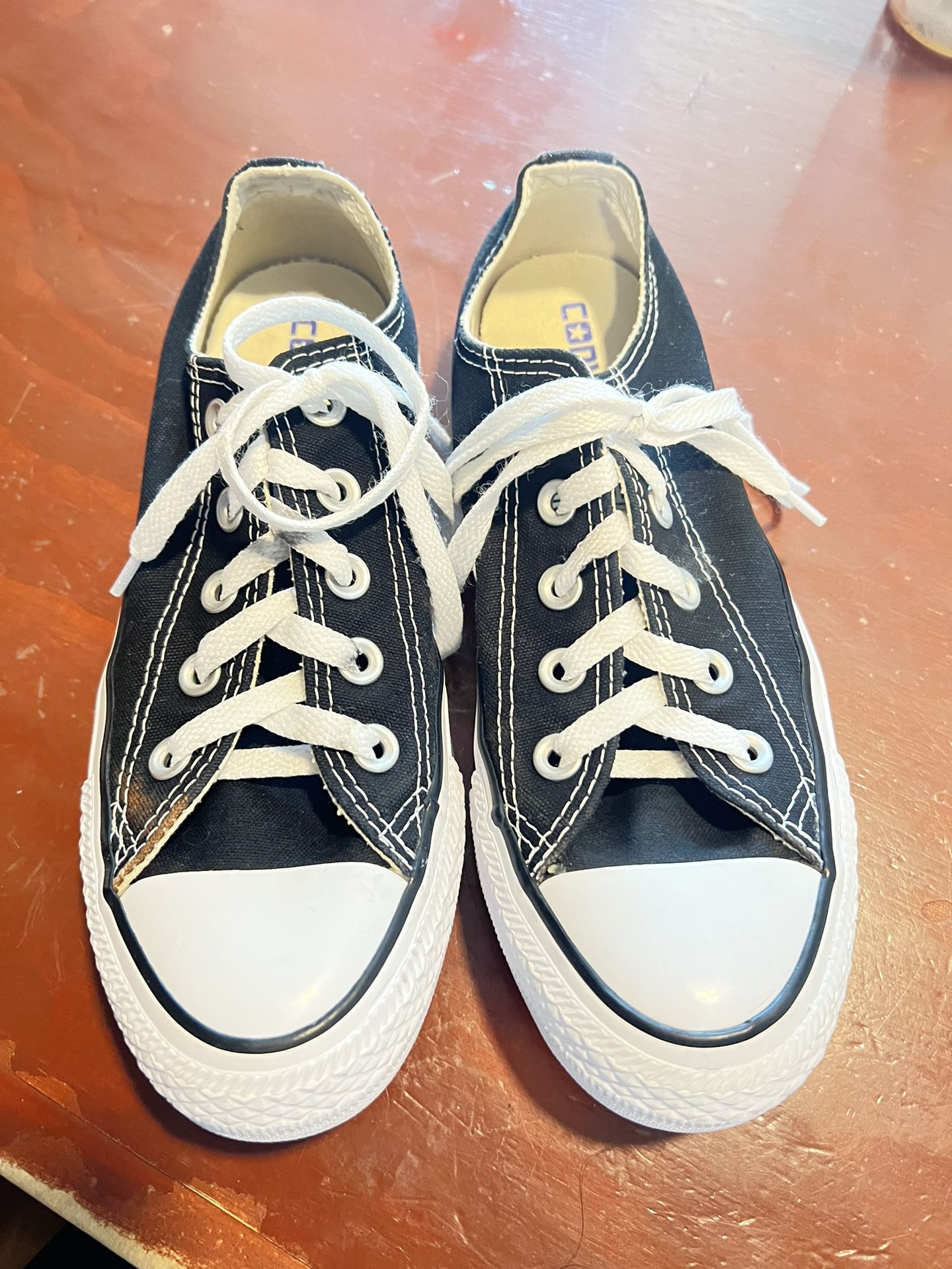 Converse All Star sneakers black Women 6 Men’s 4 It has a stain! Details in the photos