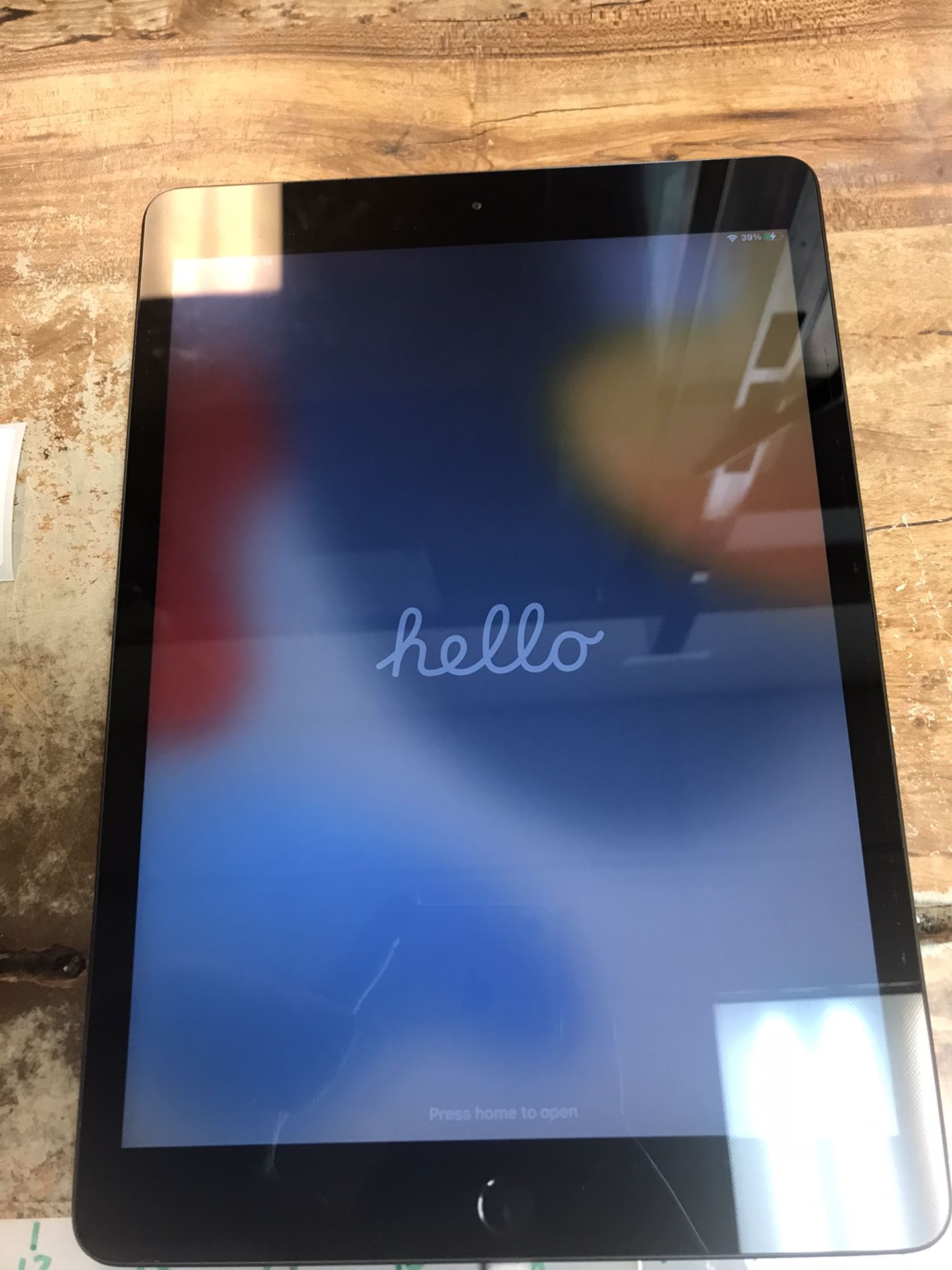 Apple 8th Gen 32gb iPad (As Is Locked By School) Electronics & Media