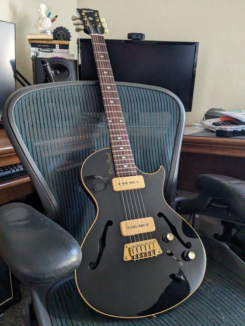 1995 Gibson Blueshawk