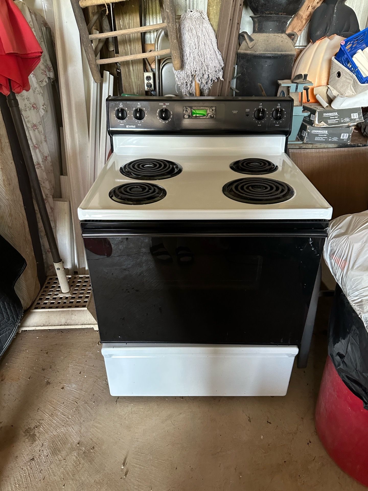 Working stove/oven