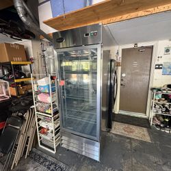 23 cu. ft. One Glass Door Commercial Reach In Upright Freezer in Stainless Steel
