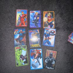 Avengers Collectible Cards Arcade Machine