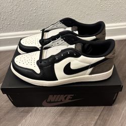 Air Jordan 1 Retro Low OG  ‘Mocha’  Size 8.5