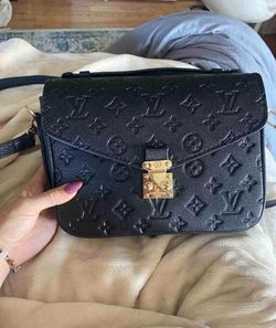 Bag 150$