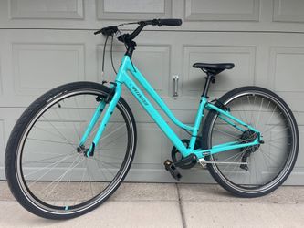 (Size S) Women’s Specialized Hybrid Bike