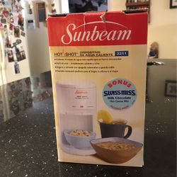 Hot Spot Compact Heats 16 Oz In Less time Of microwave 