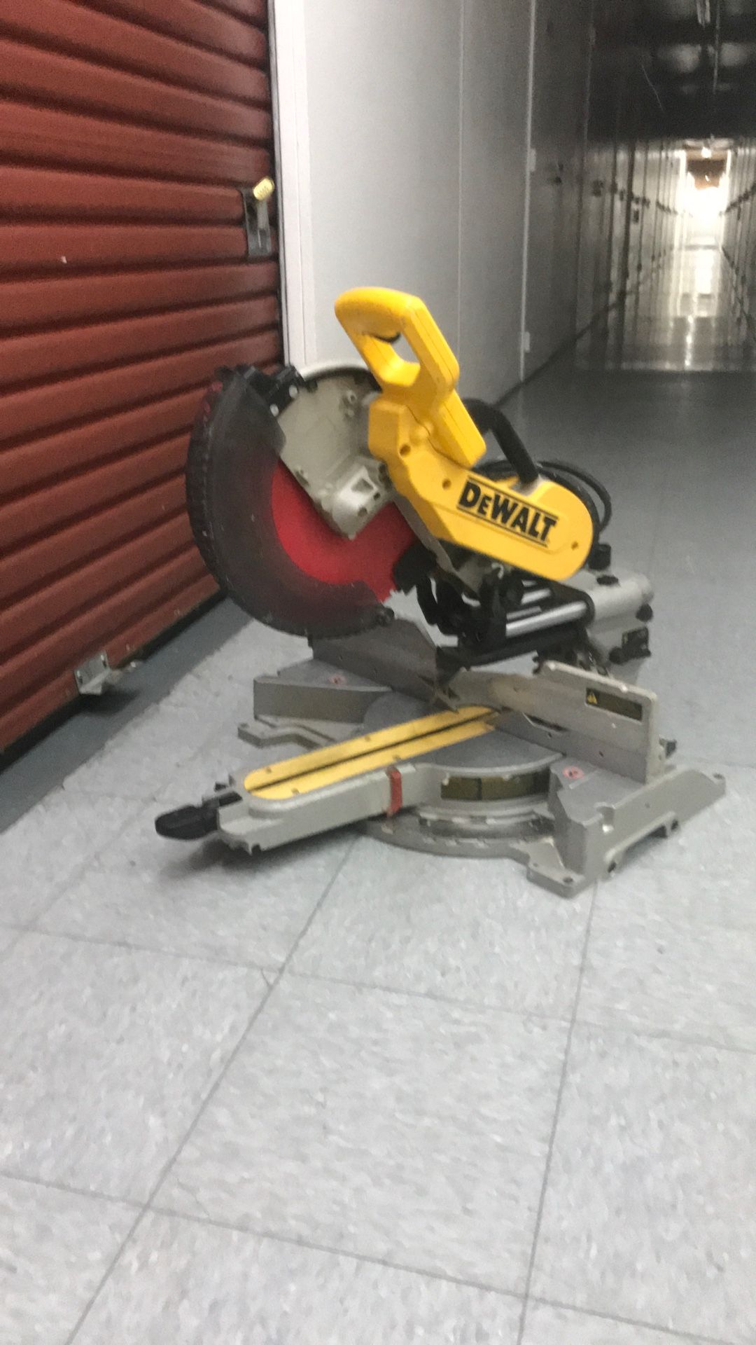 Dewalt Chop Saw 12” Blade 45-degree cut on both sides