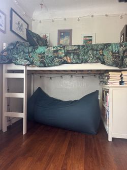 Low Loft Twin Bed w/ Barely Used Nectar Memory Foam Mattress