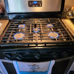 Whirlpool Gas Stove