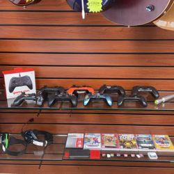 Nintendo Switch Controllers