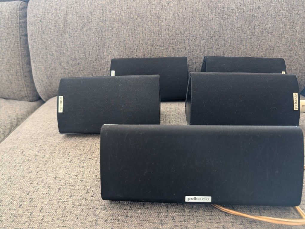 Polk Audio RM8 5-Speaker Set – ONLY $30!