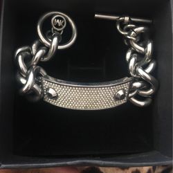 Micheal Kors Braclet