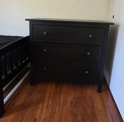 IKEA Hemnes 3 drawer dresser