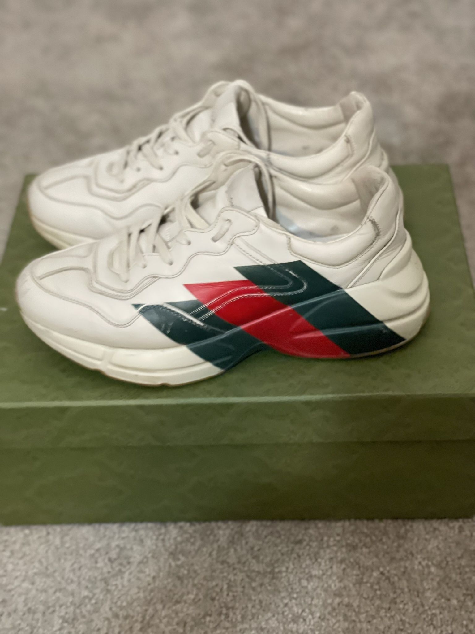 Gucci Sneakers