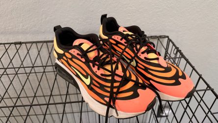 Nike Orange & Black Running Shoes Air Max exosense
