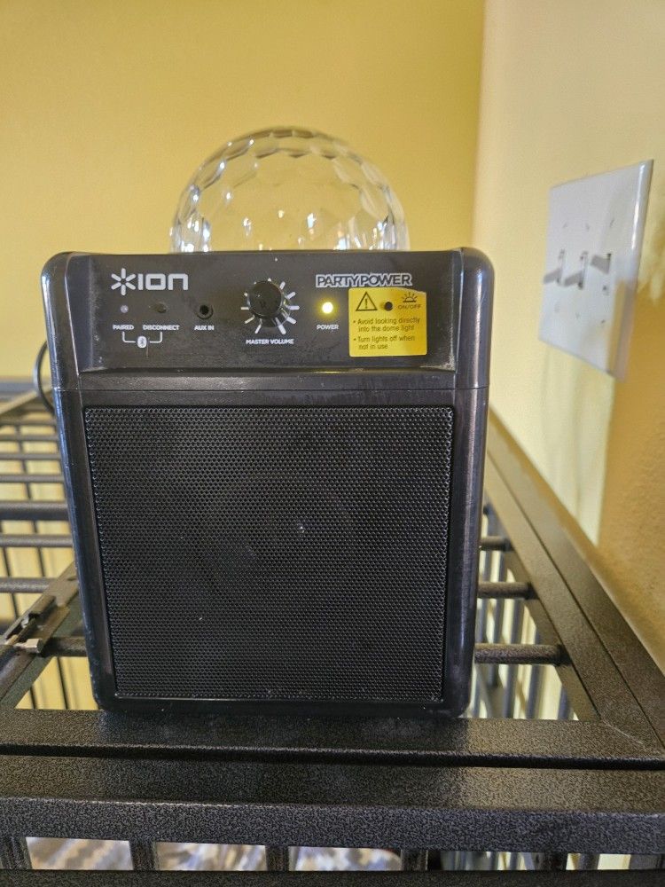 Bluetooth Rechargable Portable Speaker