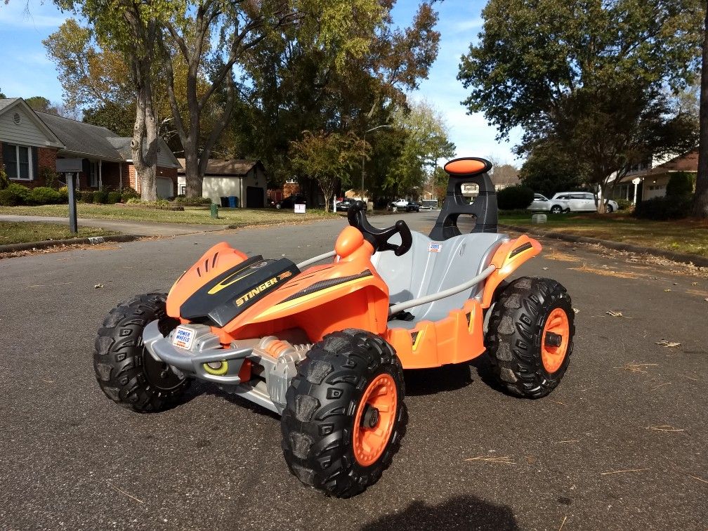 Power Wheels Stinger XS