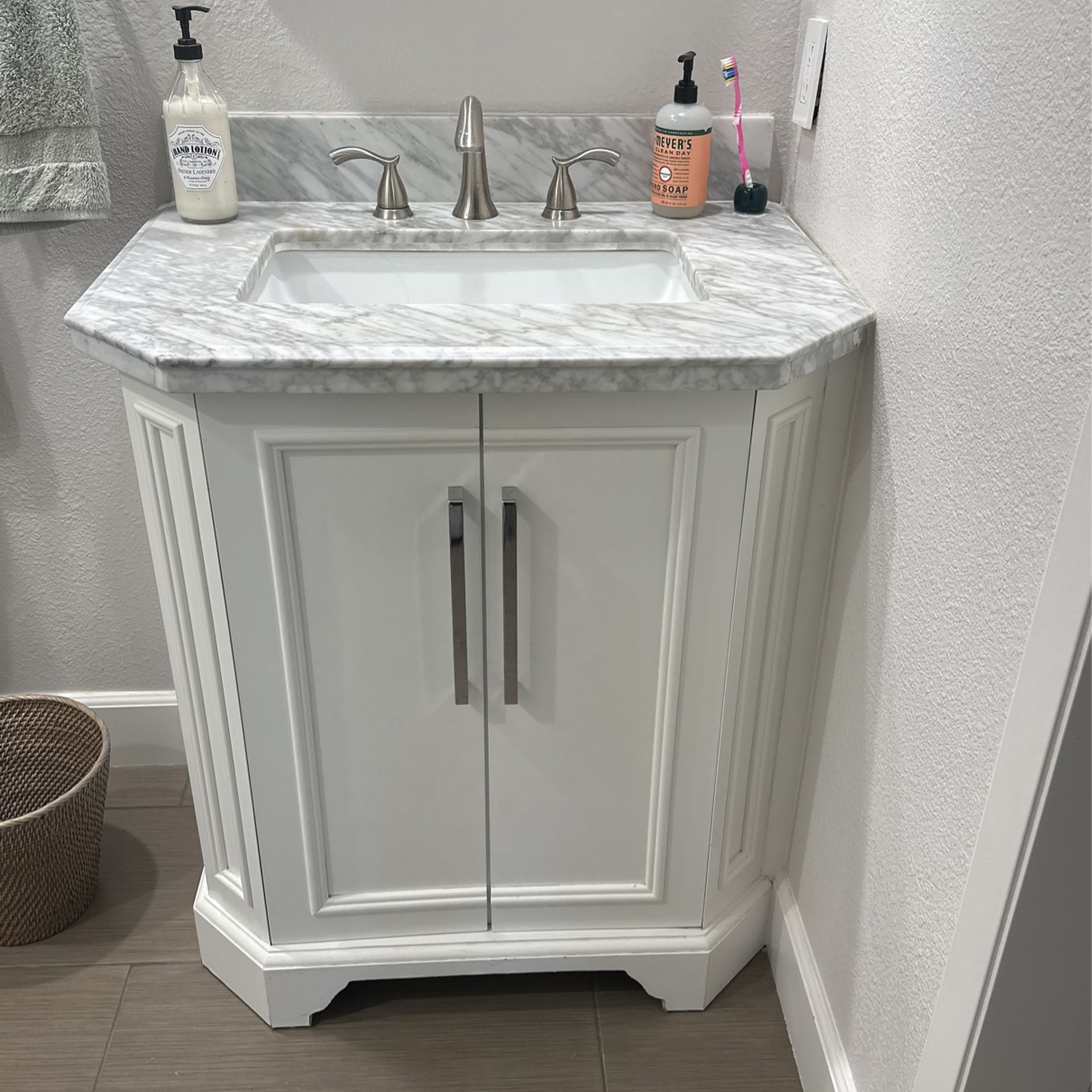 2 Bathroom Vanities For Sale for Sale in San Diego, CA OfferUp