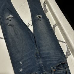 Levi Signature High Rise Straight Size 4-27w 