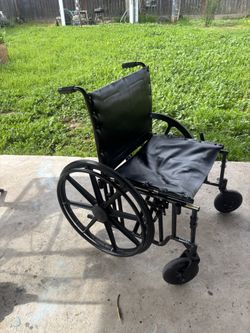SENTRA HEAVY DUTY WHEELCHAIR