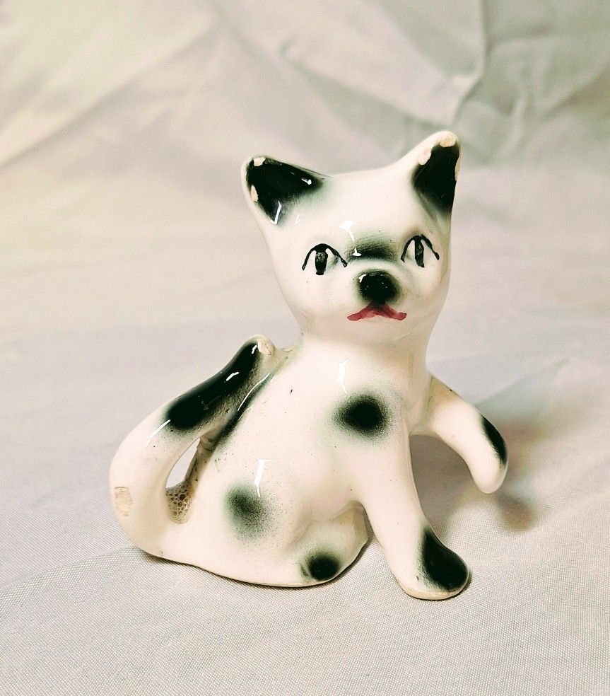 Vintage Small Kitten Cat Figurine White Black Spots 

