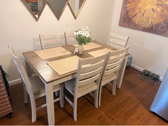 Dining room table set