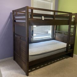 Wooden Twin Bunk bed 