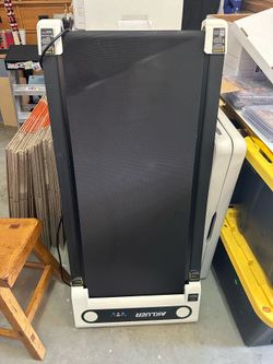 AKLUER 480L-A Treadmill LIKE NEW