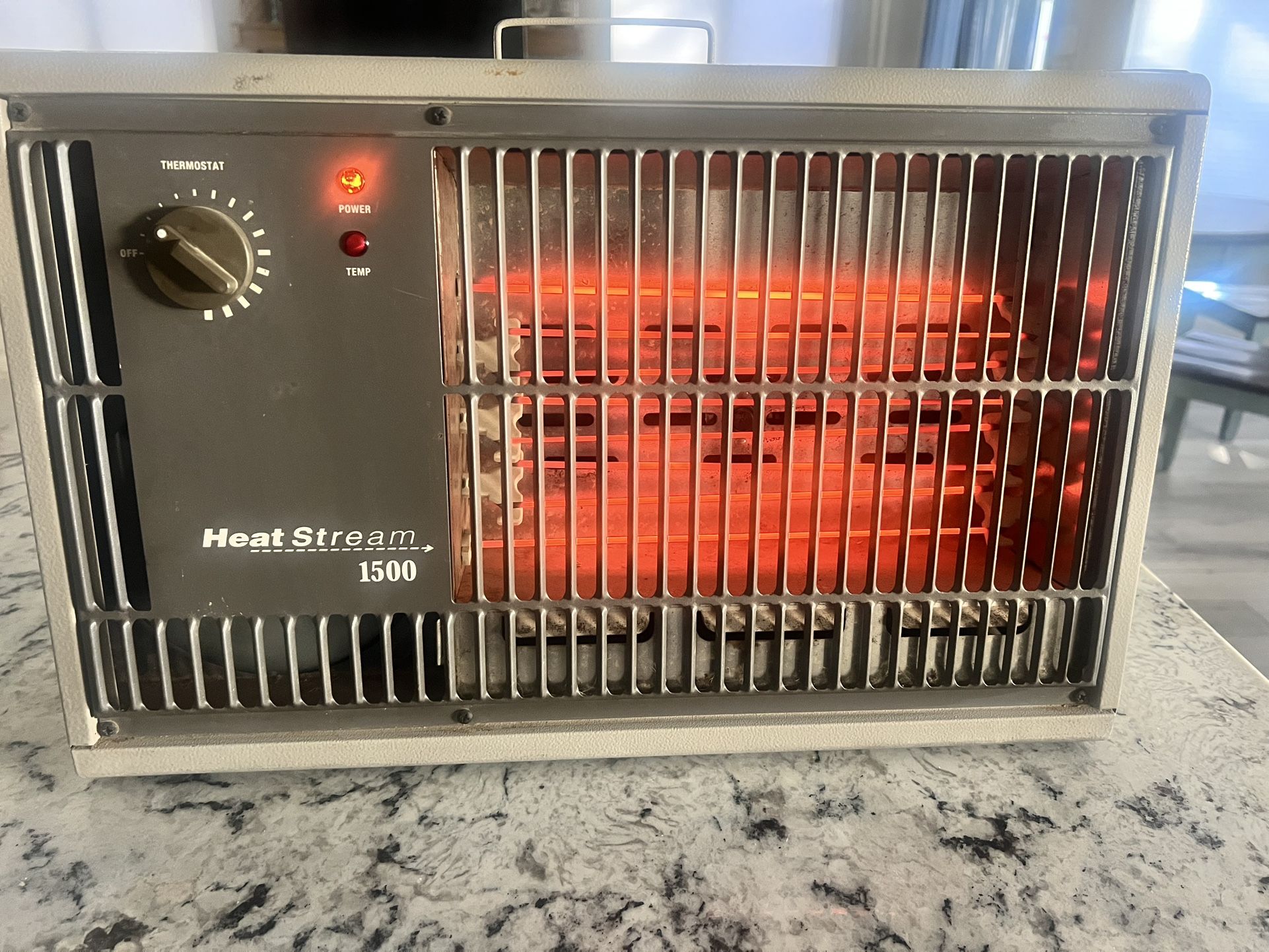 Vintage Heat Stream 1500 Instant Electric Floor Space Heater