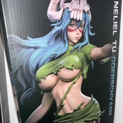 Nel bleach statue