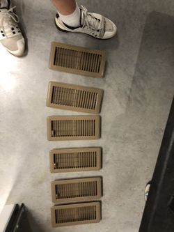 Air-conditioning vents, brand new never used. Selling on the cheap here on up