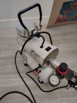Portable Airbrush Air Compressor with Regulator