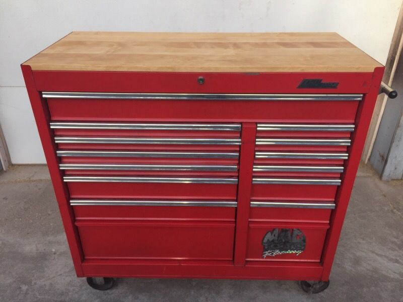 Mac tools tool box