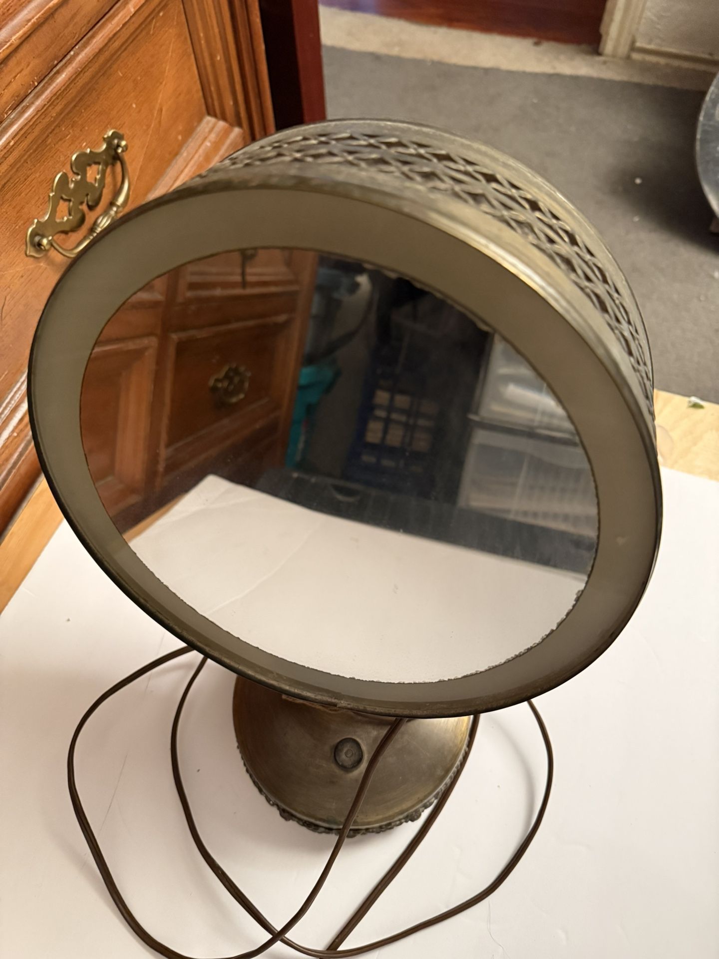 Vintage Duel Sided Mirror Lights Up