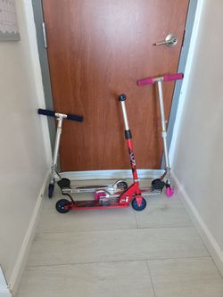 Scooters 1 HUFFY AND 2 RAZOR BRAND