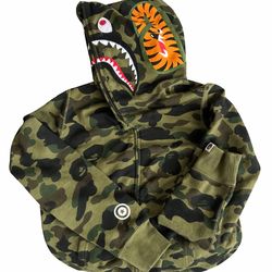 AUTHENTIC BAPE HOODIE