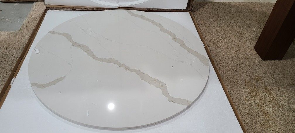 Orchid 52" Round Quartz Dining Table