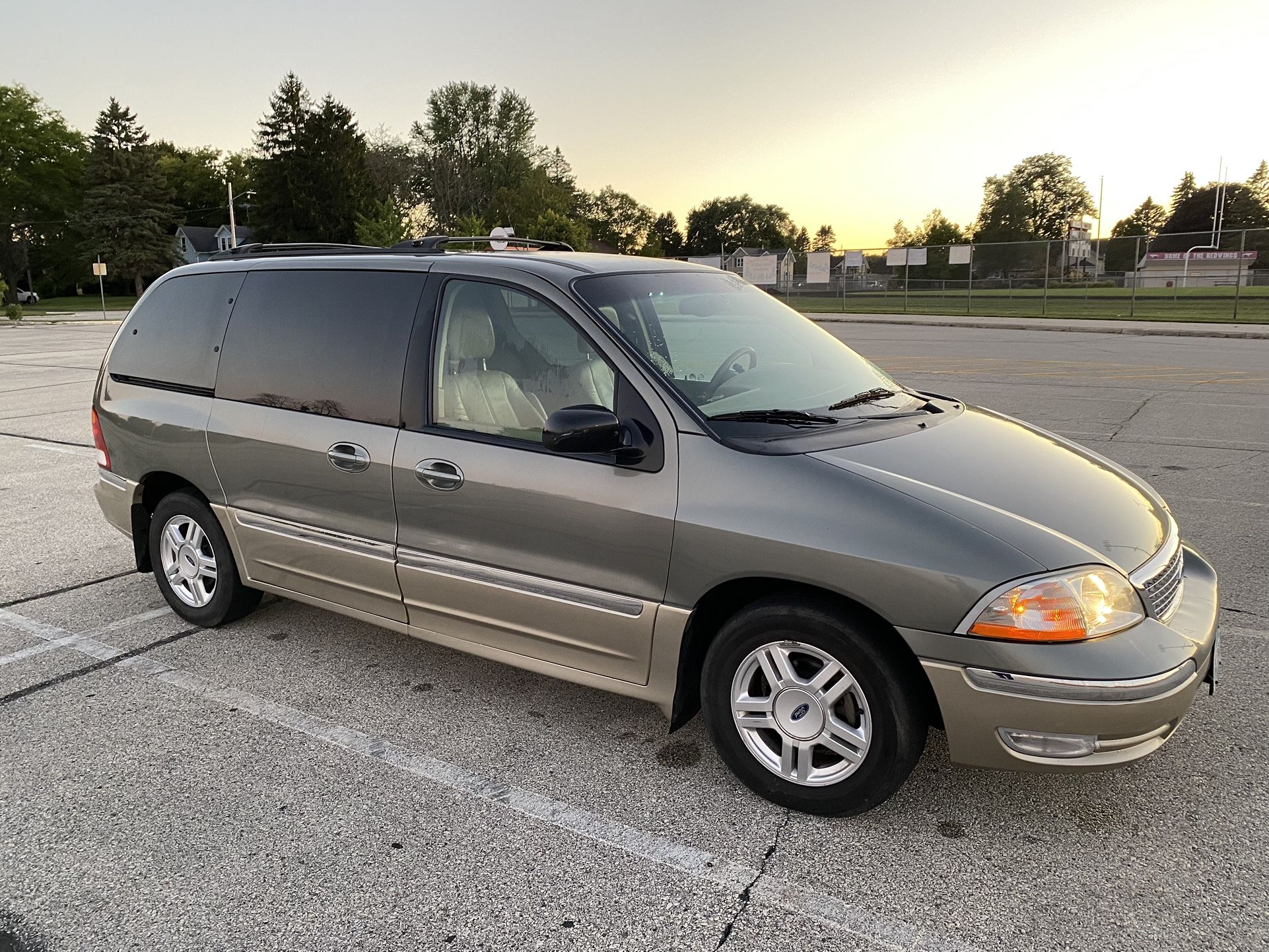 2001 Ford Windstar