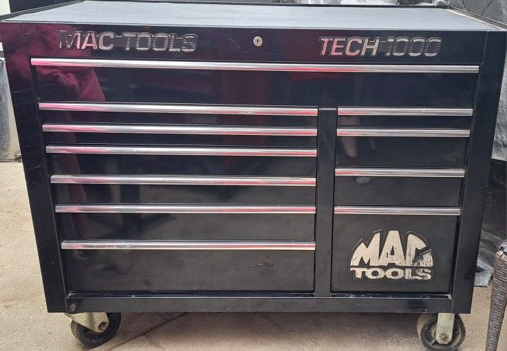 Mac Tech 1000 tool rolling tool box 11 drawers