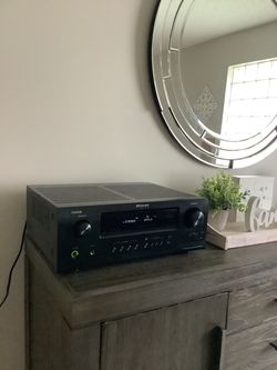 * DENON * HDMI * 7.1 * HIGH POWER HOME THEATER SURROUND SOUND RECEIVER . GREAT SOUNDING RECEIVER IN LIKE NEW CONDITION . MUST SEE TO APPRECIATE