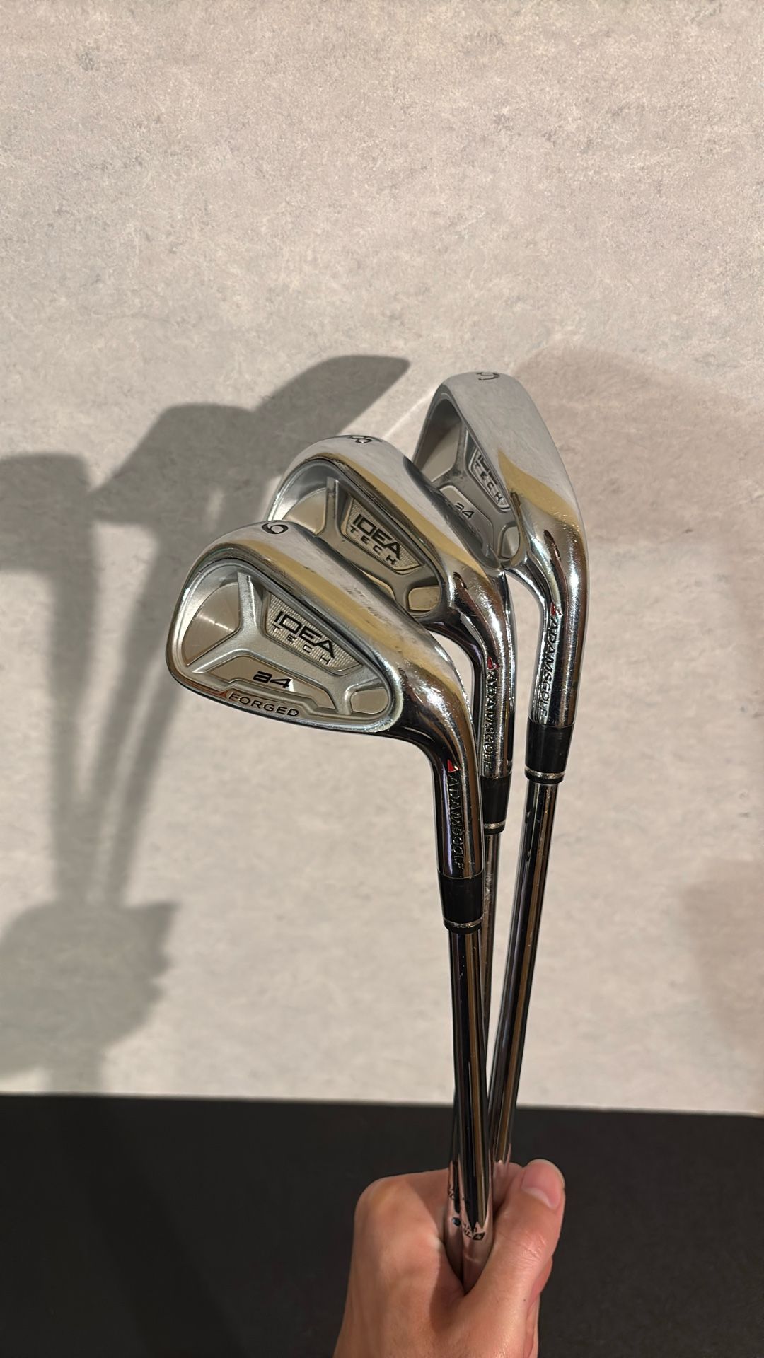 Like- New // AdamsGolf Idea Tech a4 Irons