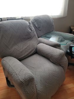 Swivel rocking recliners x2
