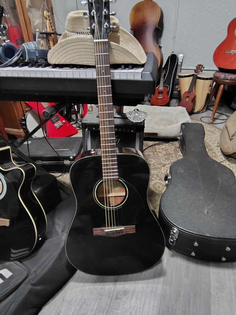 Acoustic All Black