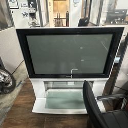 TV Panasonic $50 OBO