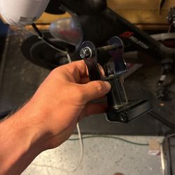 Peloton - Bike Monitor Tilt Attachment
