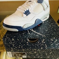 Jordan Retro 4 “Navy’s “ Men’s 10,  13