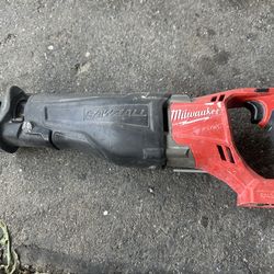 M18 Milwaukee sawzall