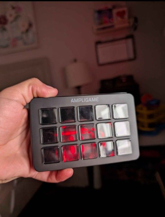 Ampligame deck